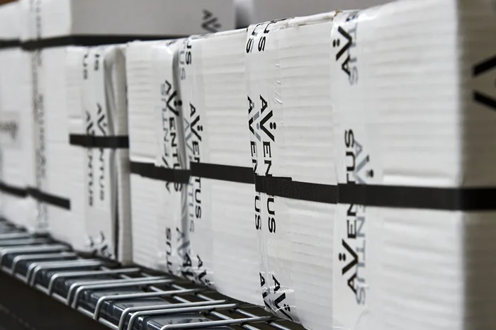 Sicher verpackte AVENTUS-Pakete