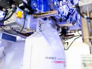 FFS bag at filling station