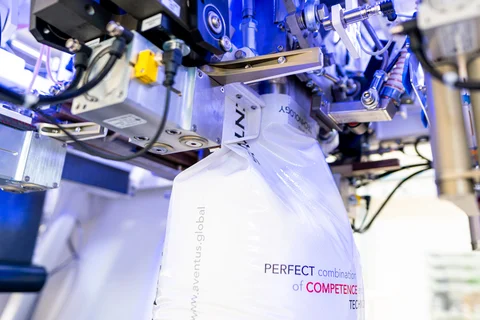 FFS bag at filling station