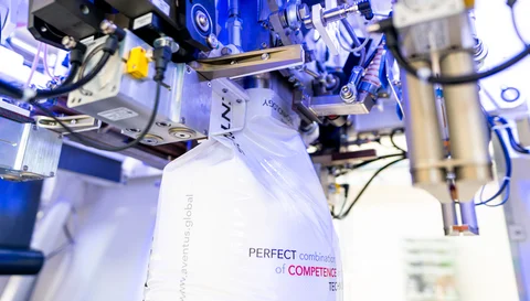 FFS bag at filling station