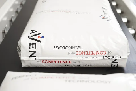 The AVENTUS slogan on an FFS bag