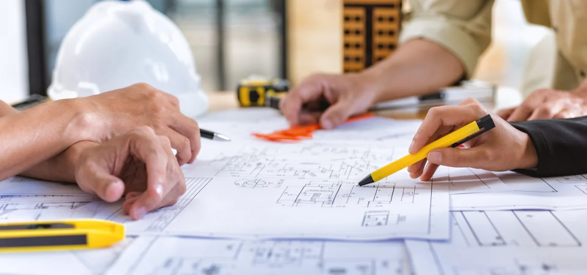 Team discussion of plant engineering