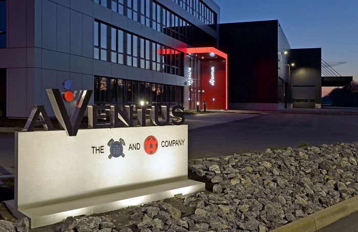 Die Einfahrt von dem Hauptsitz von AVENTUS in Warendorf